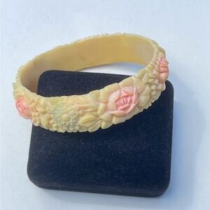 Vintage Hand-Carved Floral Celluloid Bangle Bracelet - Cream with Pink Accents